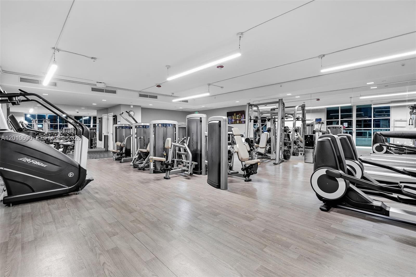 10 Venetian Way # 1803, Miami Beach FL 33139 — 37