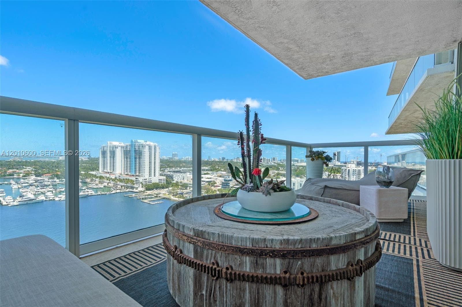 10 Venetian Way # 1803, Miami Beach FL 33139 — 21