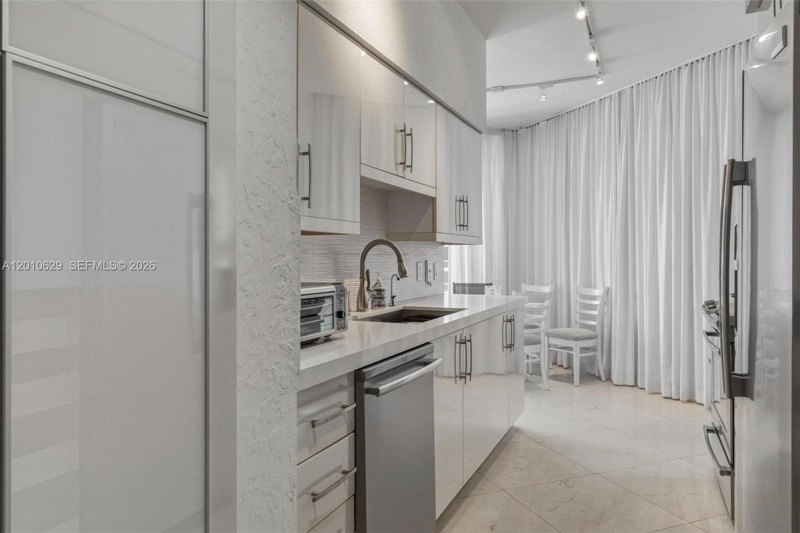 Oceania Ii Condo, Sunny Isles Beach, FL — 11