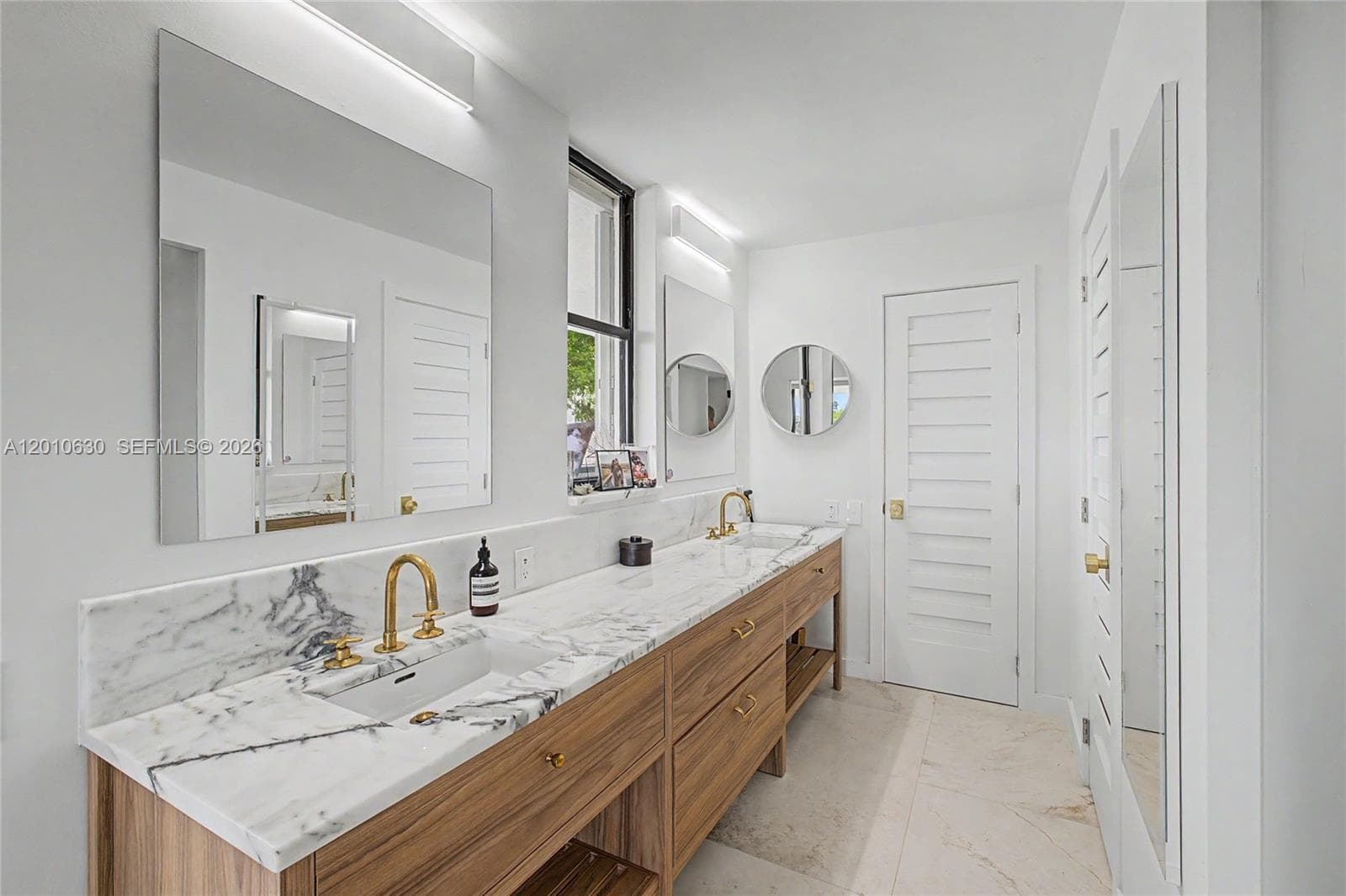 2575 S Bayshore Dr # 4A, Miami FL 33133 — 3