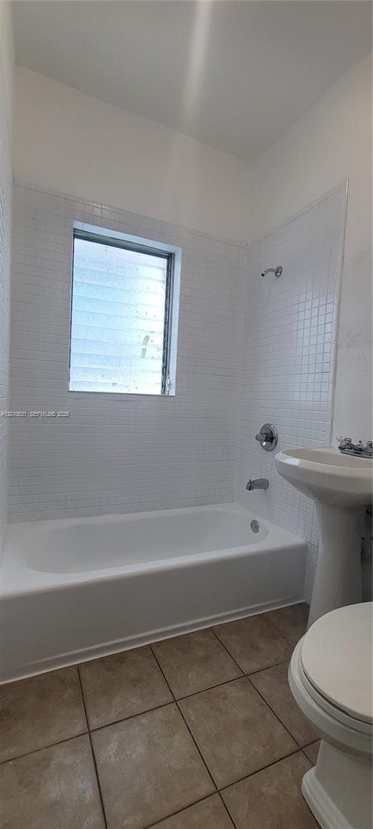 1322 SW 7th St # 7, Miami FL 33135 — 13