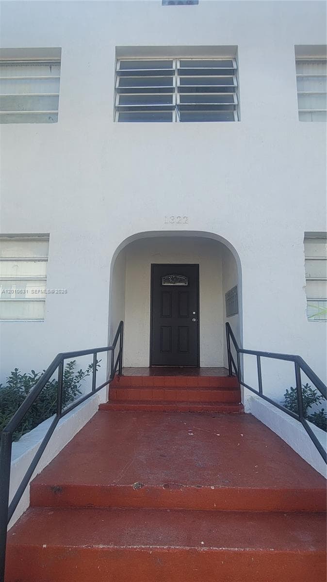 1322 SW 7th St # 7, Miami FL 33135 — 3