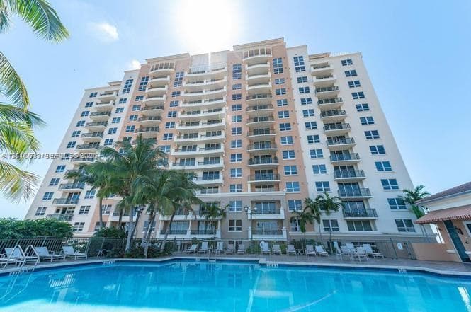 3232 SW 22nd Ter # 910, Miami FL 33145 — 1