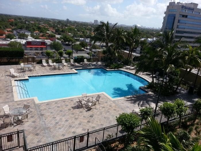 3232 SW 22nd Ter # 910, Miami FL 33145 — 30