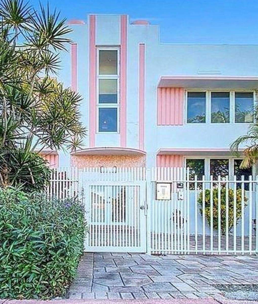 750 Jefferson Ave # 4, Miami Beach FL 33139 — 2