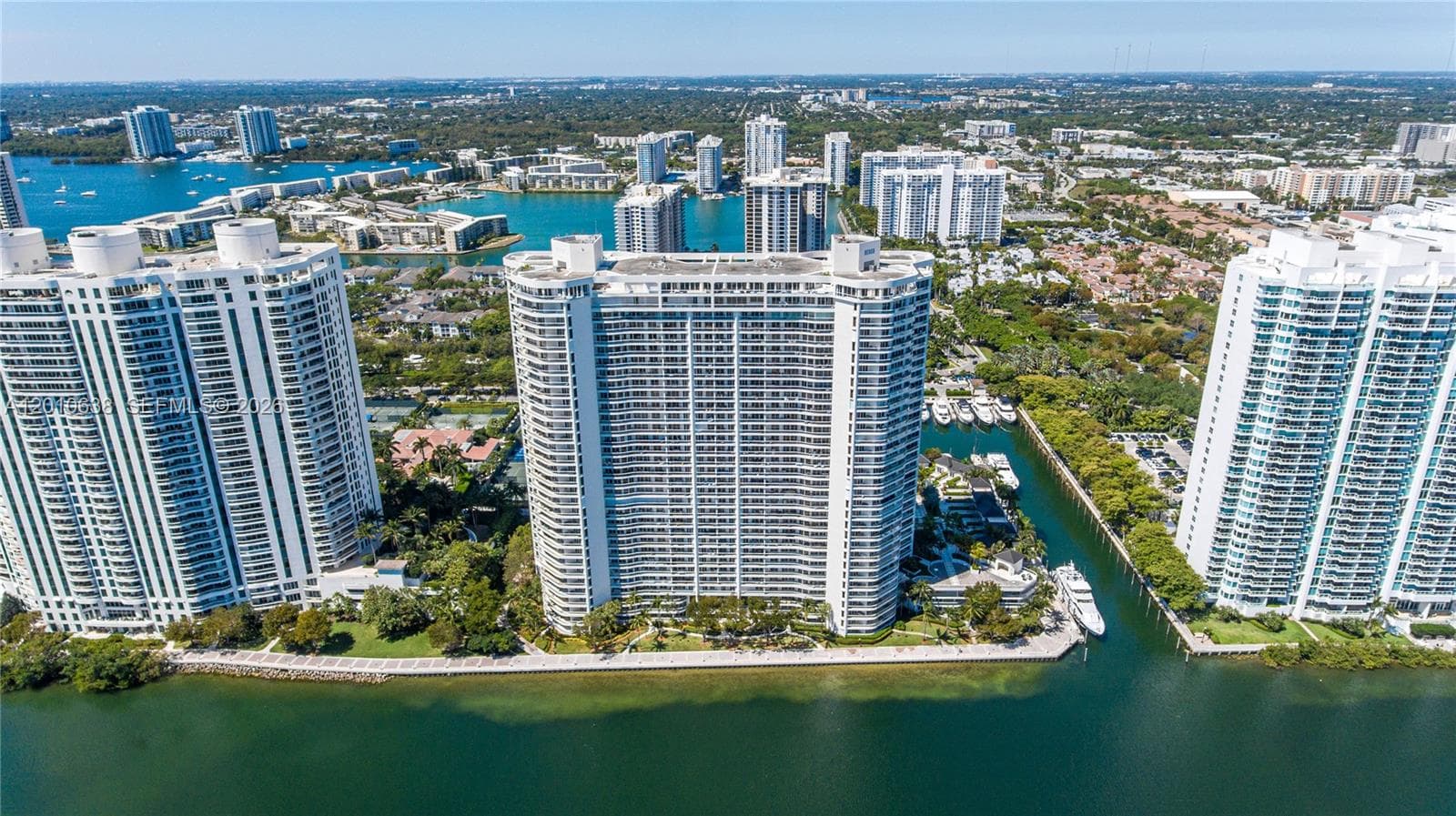 7000 Island Blvd # 1402, Aventura FL 33160 — 13