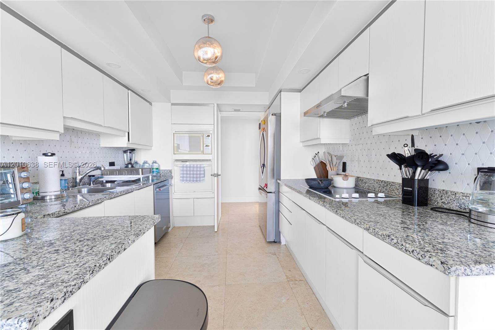 7000 Island Blvd # 1402, Aventura FL 33160 — 9