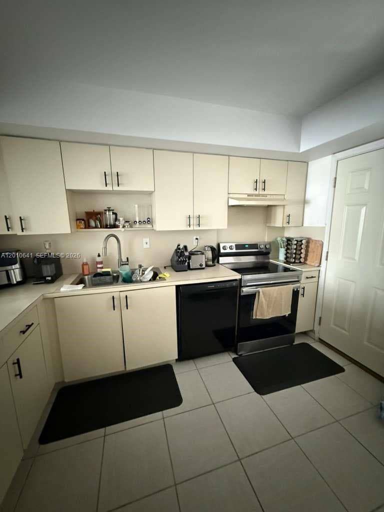 Riviera Condominium Apts, Miami, FL — 2