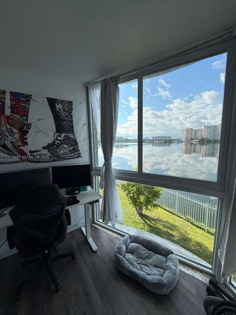 Riviera Condominium Apts, Miami, FL — 10