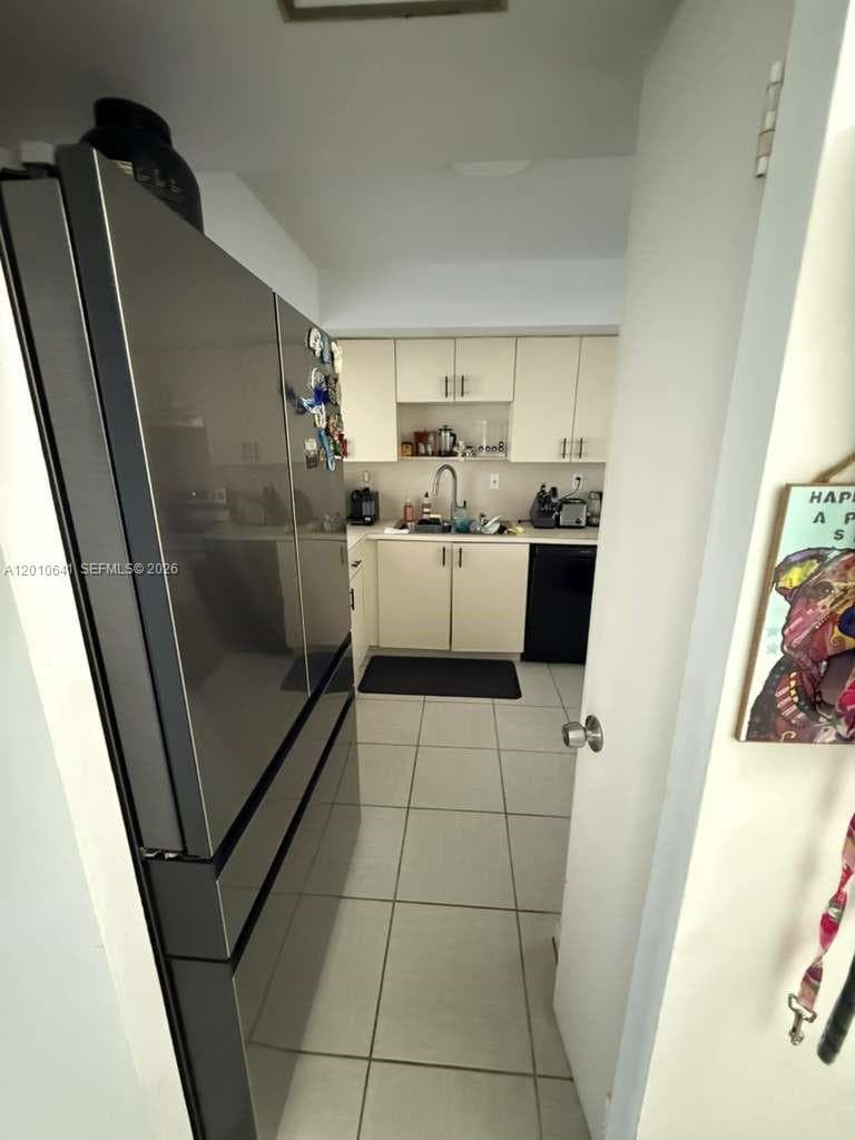 Riviera Condominium Apts, Miami, FL — 4