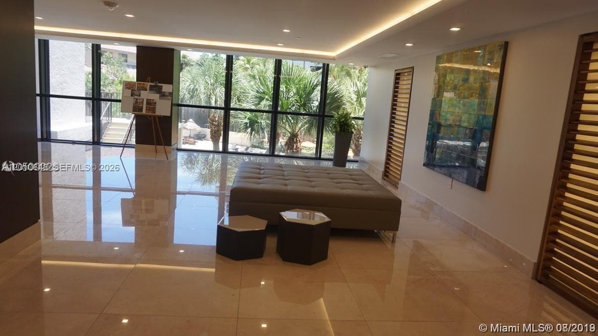 540 Brickell Key Dr, Miami FL 33131 — 16