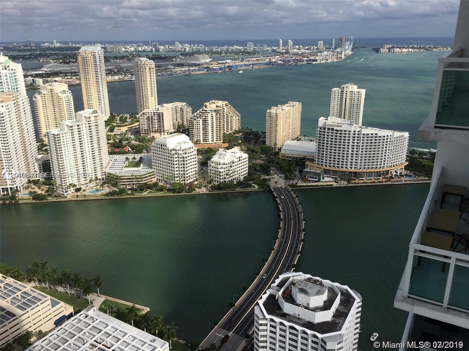 540 Brickell Key Dr, Miami FL 33131 — 28