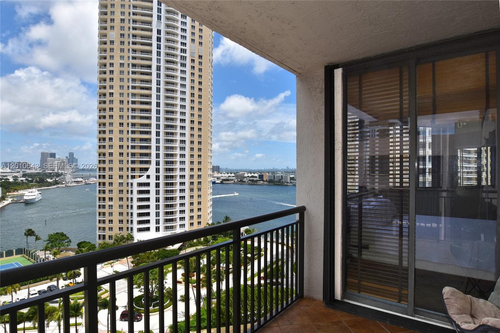 540 Brickell Key Dr, Miami FL 33131 — 10