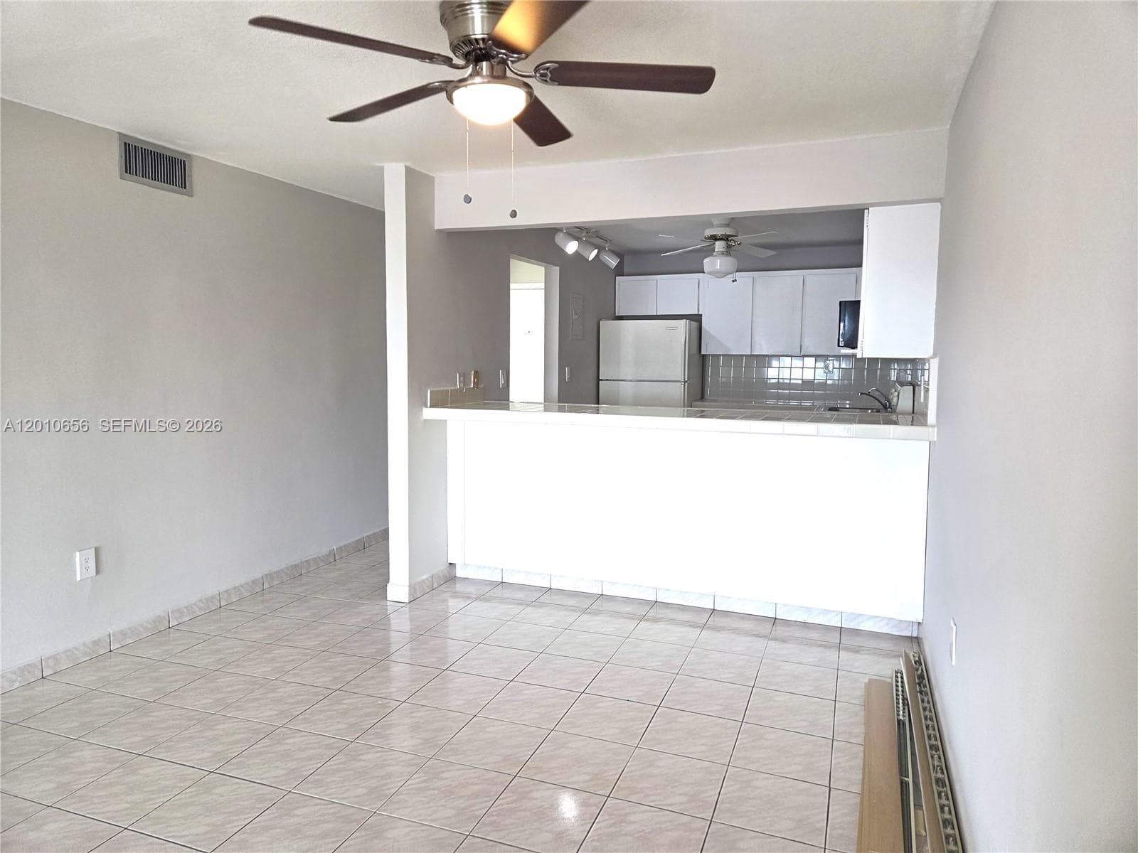4670 W 13th Ln # 507, Hialeah FL 33012 — 4