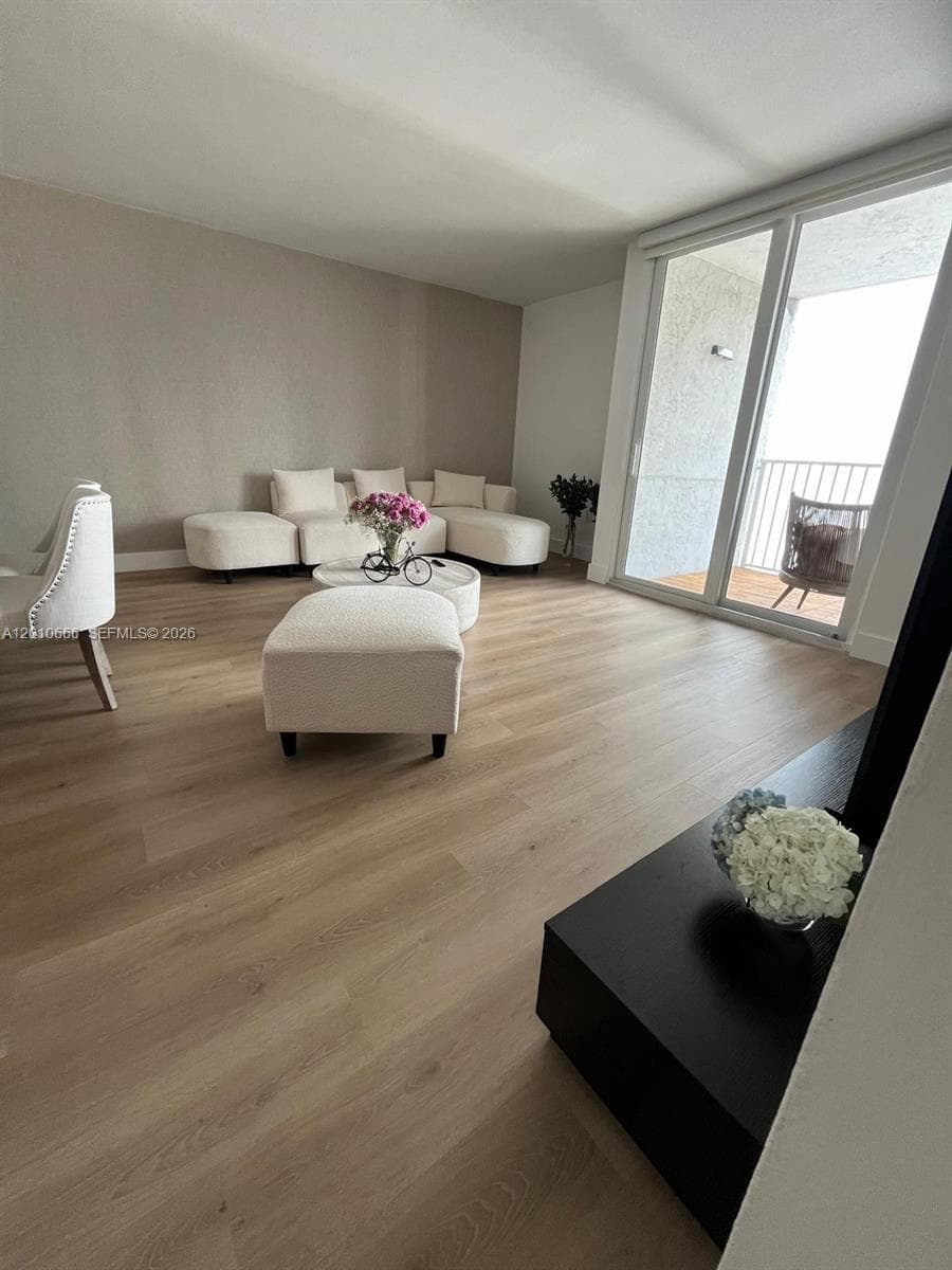 800 N Miami Ave # 1505, Miami FL 33136 — 4