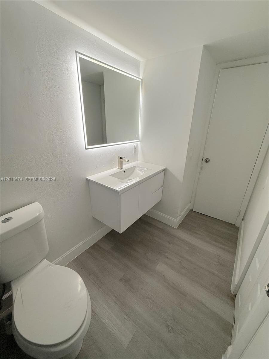 482 NW 165th St Rd # 307, Miami FL 33169 — 13