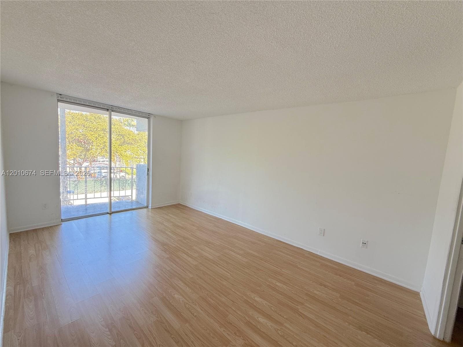 482 NW 165th St Rd # 307, Miami FL 33169 — 16