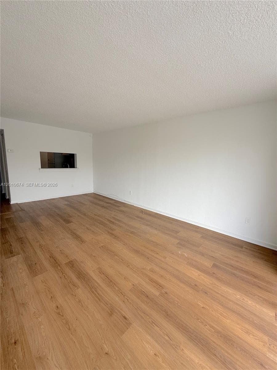 482 NW 165th St Rd # 307, Miami FL 33169 — 3