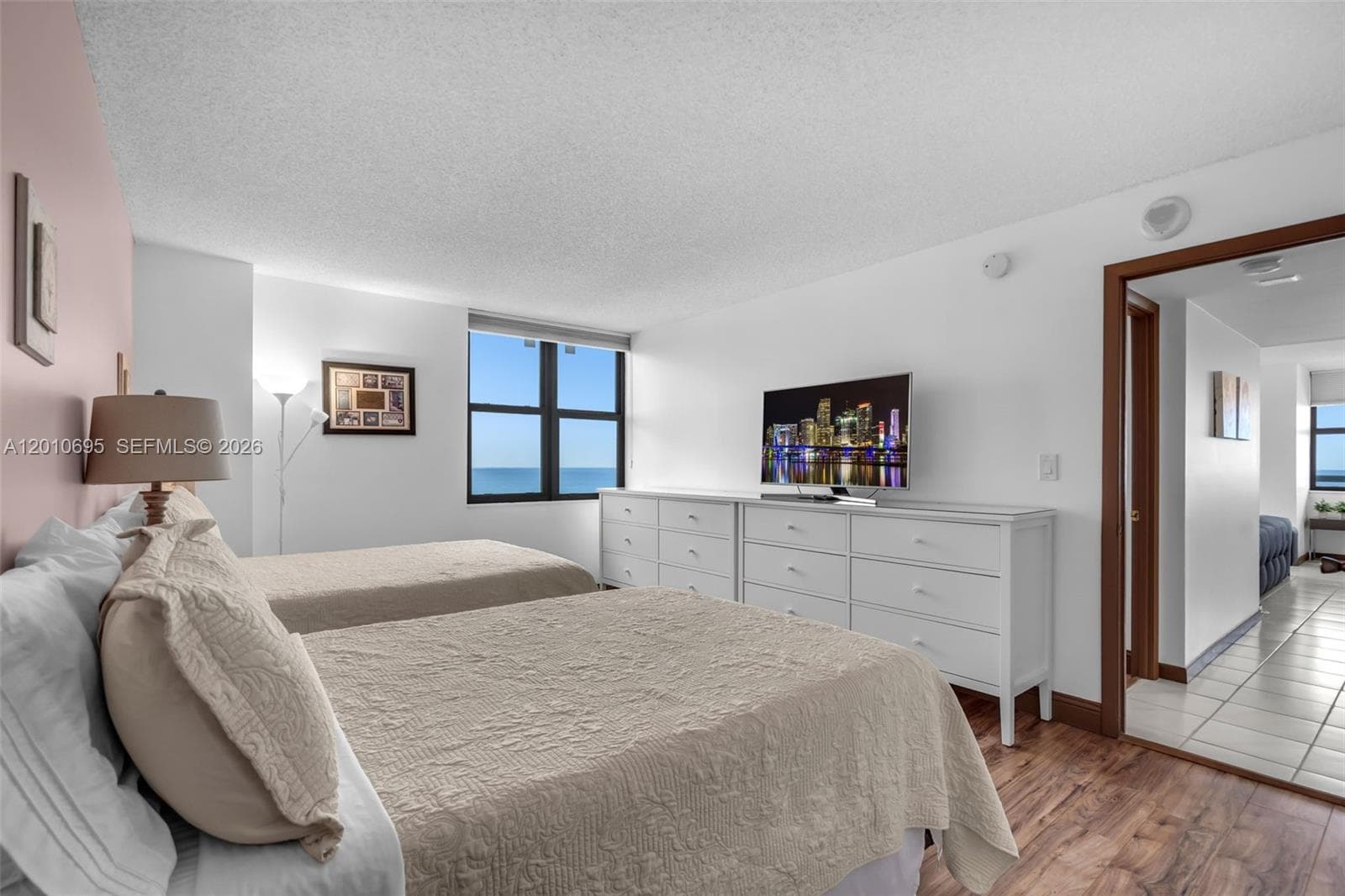 2555 Collins Ave # 2401, Miami Beach FL 33140 — 17