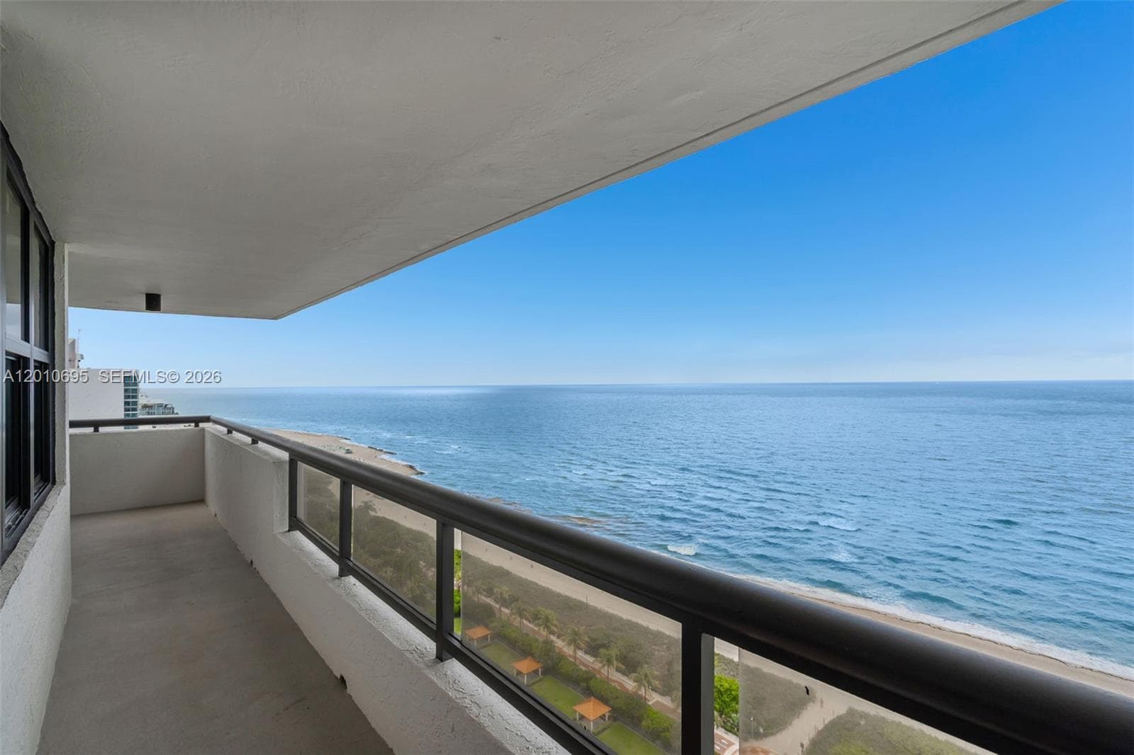 2555 Collins Ave # 2401, Miami Beach FL 33140 — 24