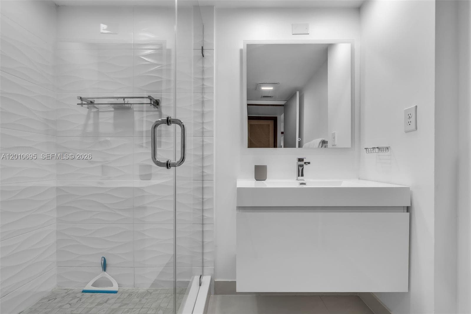 2555 Collins Ave # 2401, Miami Beach FL 33140 — 15