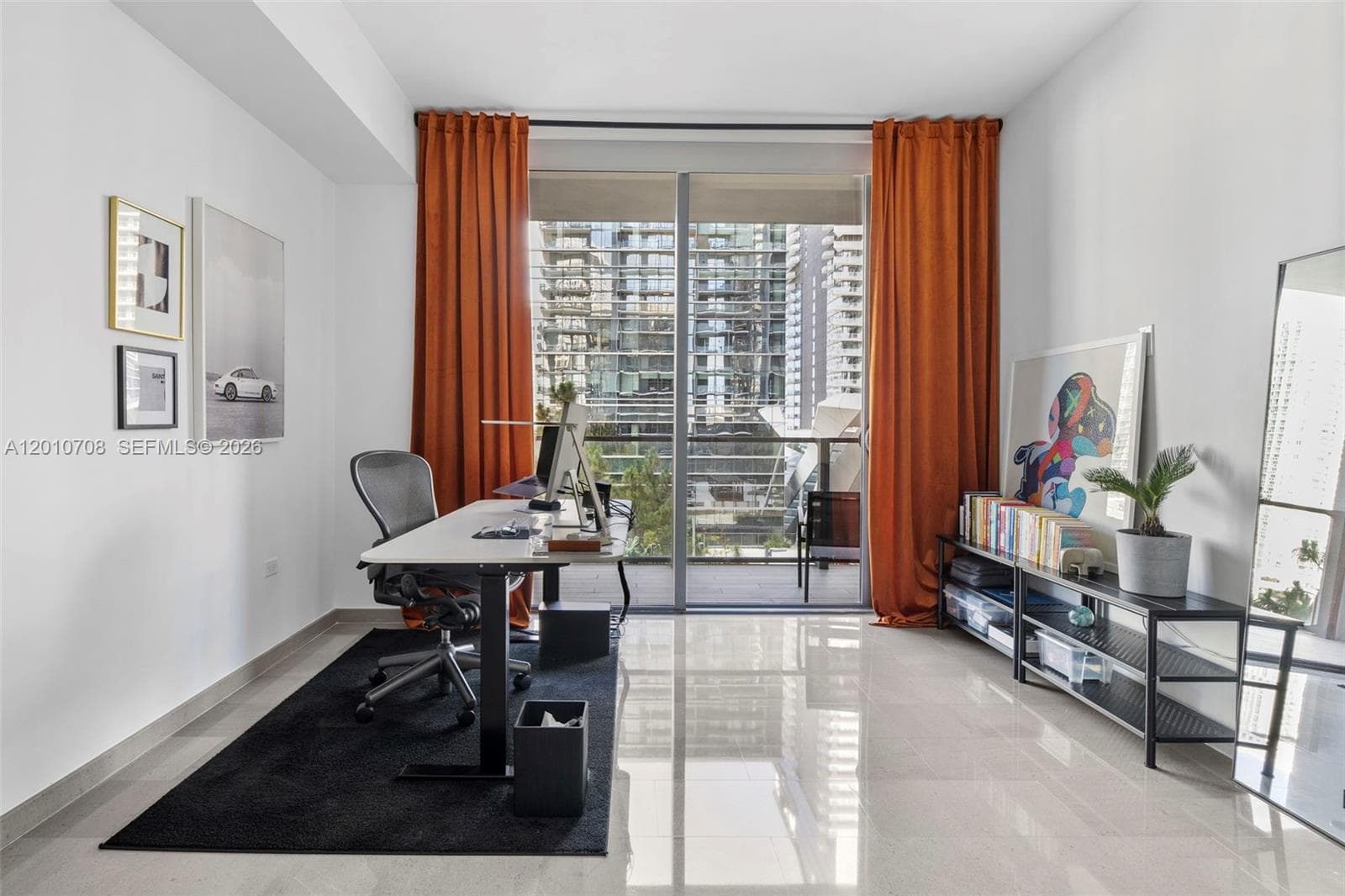 88 SW 7th St # 809, Miami FL 33130 — 22