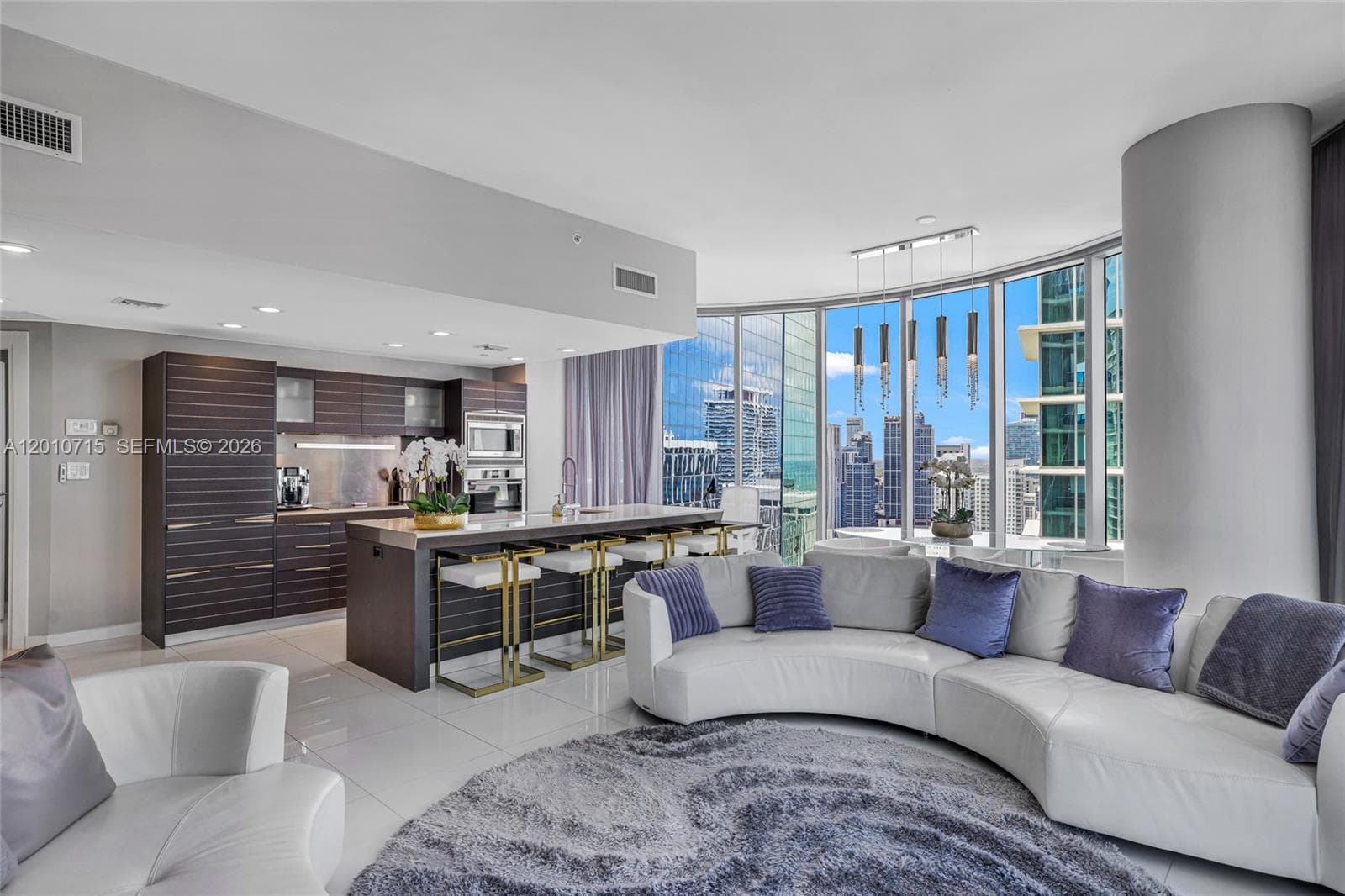200 Biscayne Boulevard Way # 4401, Miami FL 33131 — 2