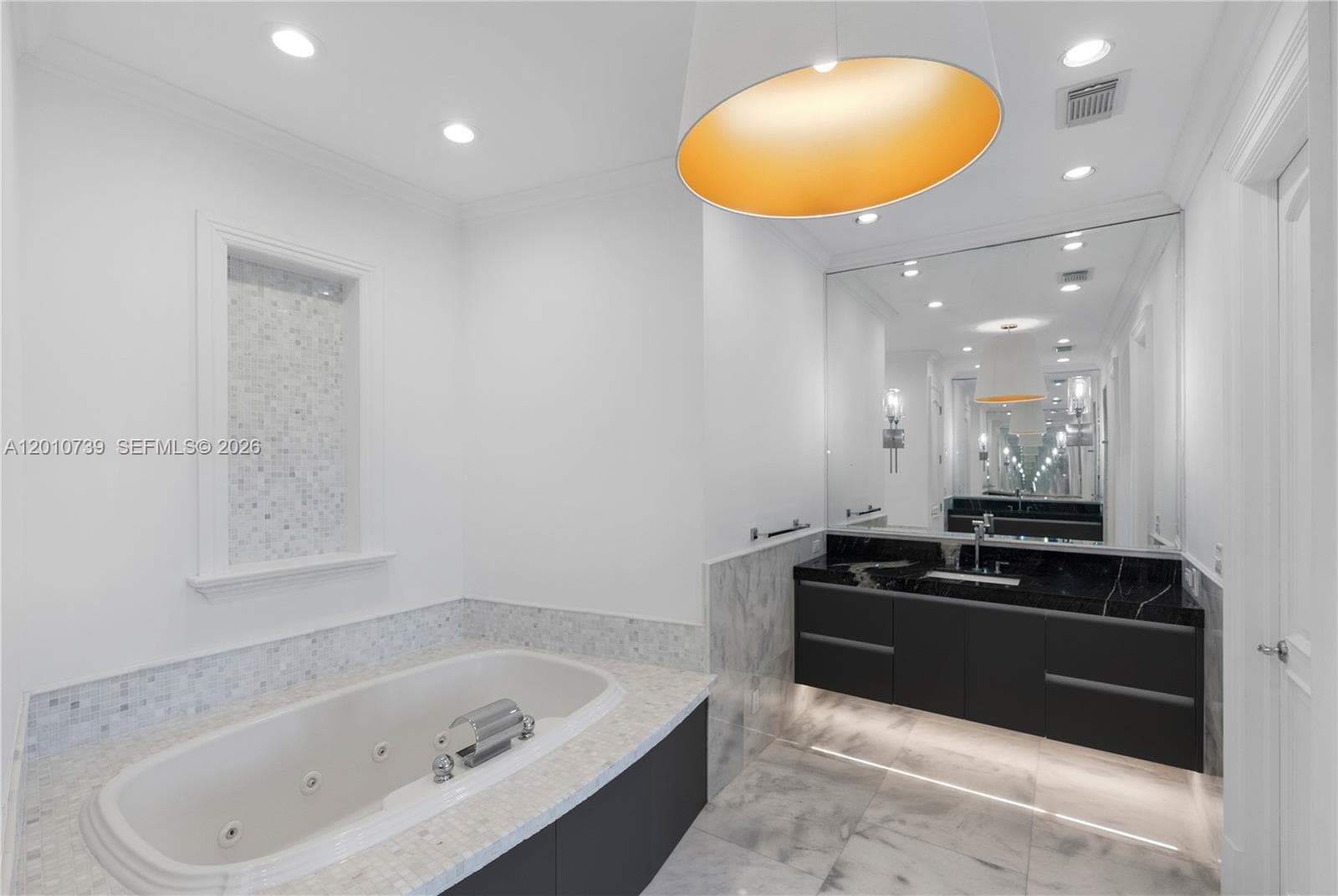 26 Tahiti Beach Island Rd, Coral Gables FL 33143 — 34