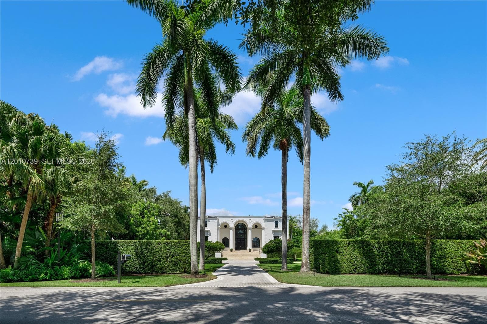26 Tahiti Beach Island Rd, Coral Gables FL 33143 — 50