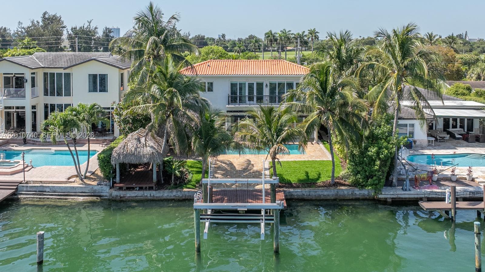 425 N Shore Dr, Miami Beach FL 33141 — 47