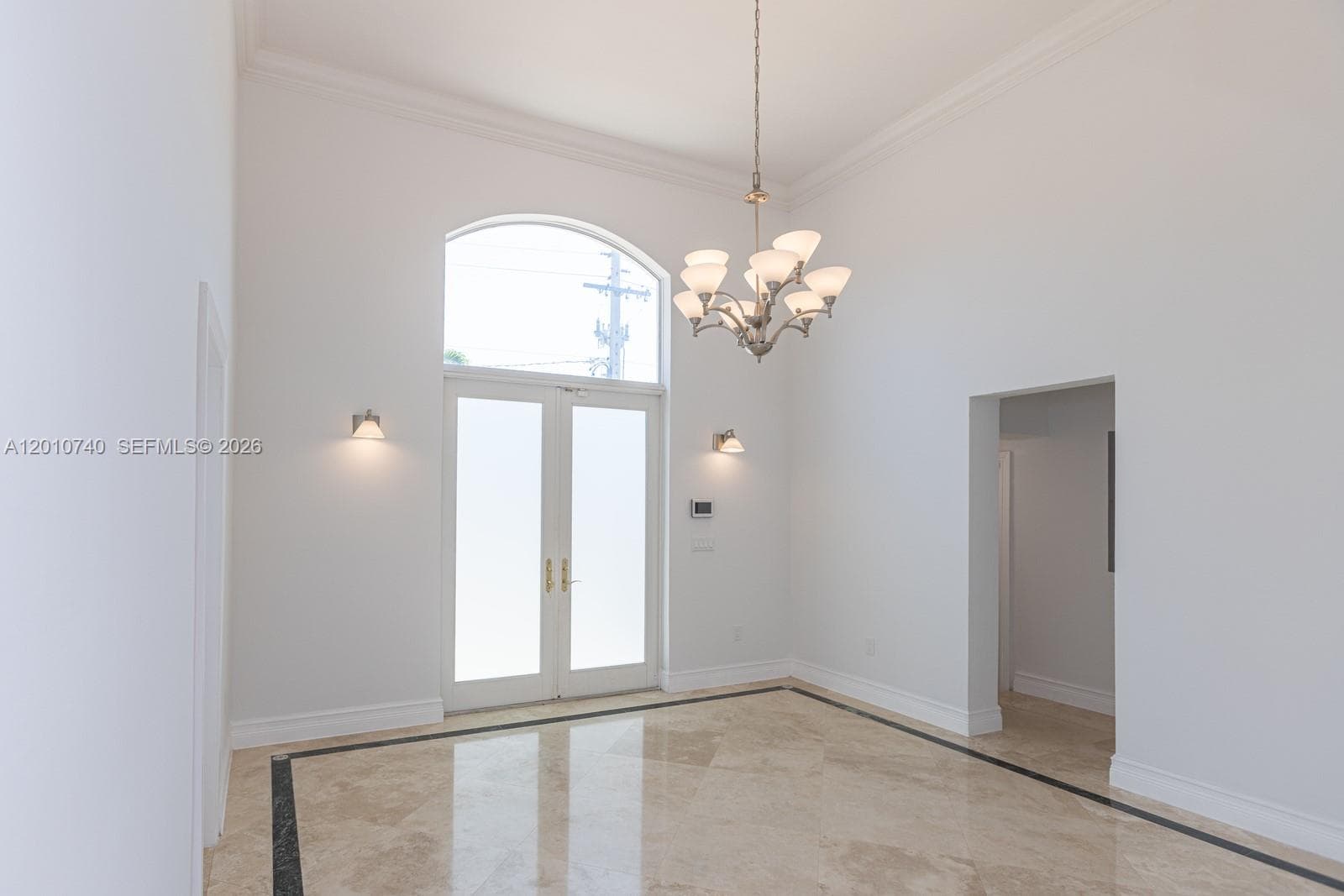 425 N Shore Dr, Miami Beach FL 33141 — 26