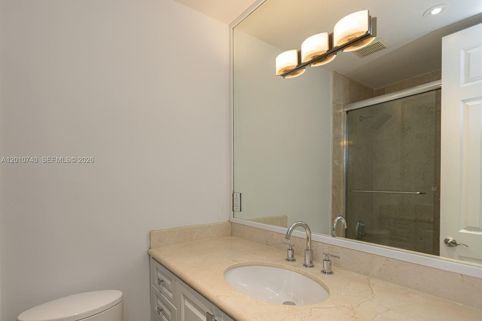 425 N Shore Dr, Miami Beach FL 33141 — 24