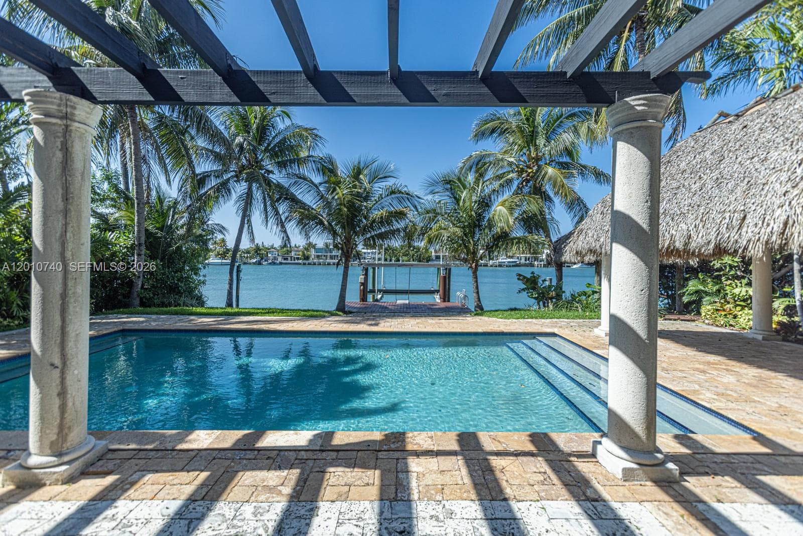 425 N Shore Dr, Miami Beach FL 33141 — 30
