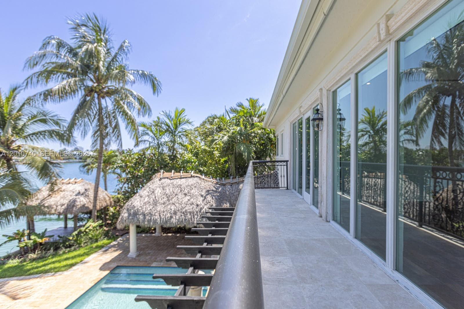 425 N Shore Dr, Miami Beach FL 33141 — 34