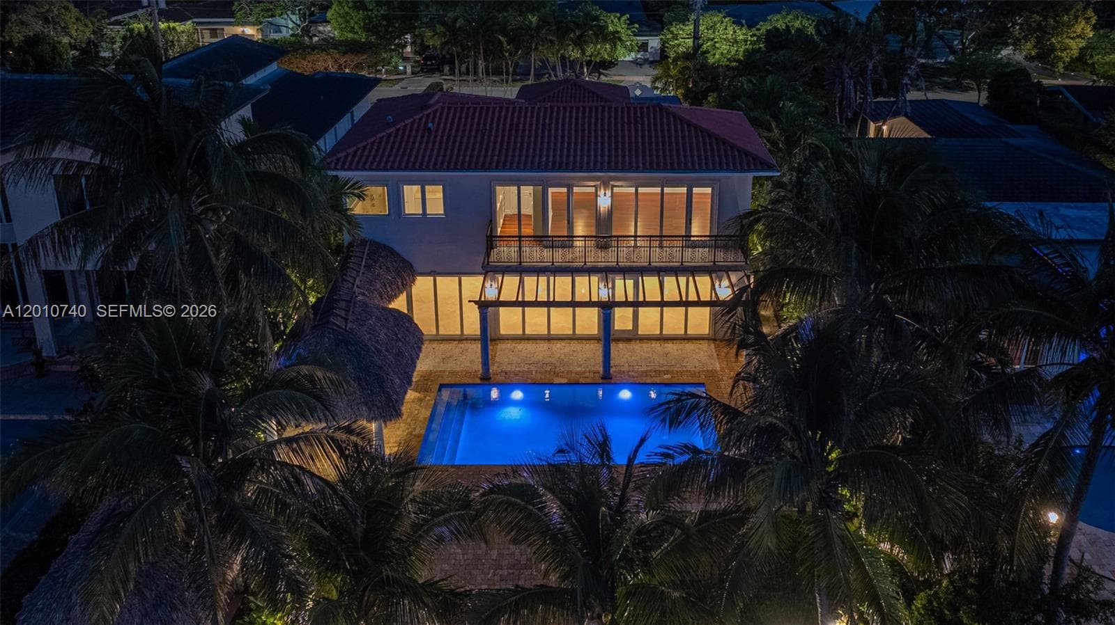 425 N Shore Dr, Miami Beach FL 33141 — 38