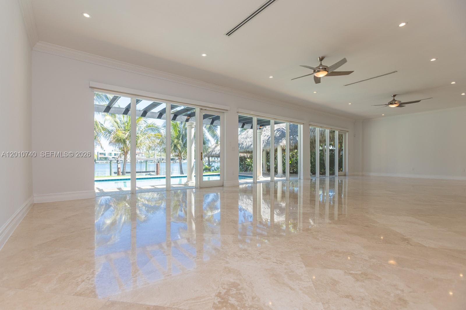 425 N Shore Dr, Miami Beach FL 33141 — 14