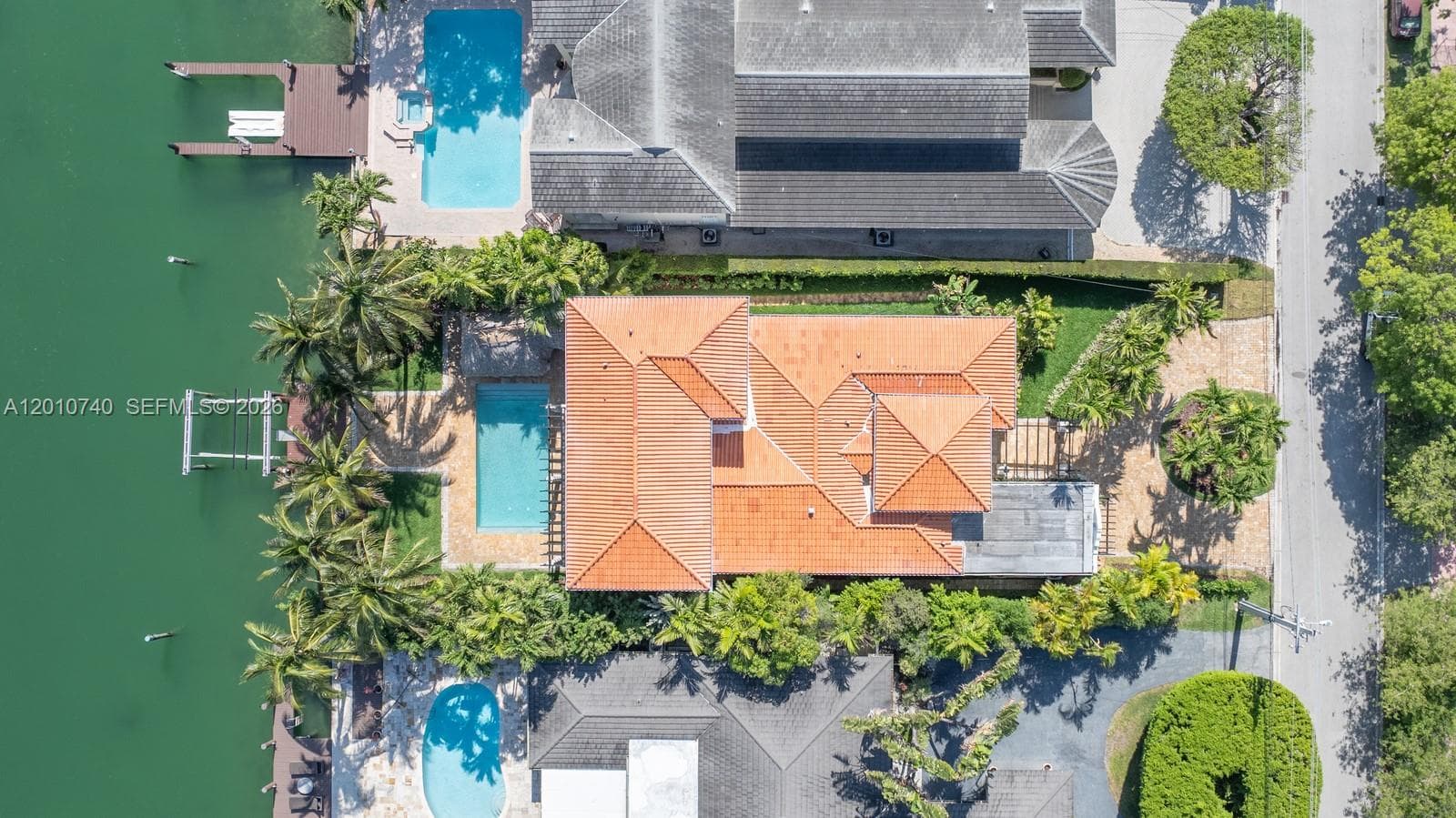 425 N Shore Dr, Miami Beach FL 33141 — 48