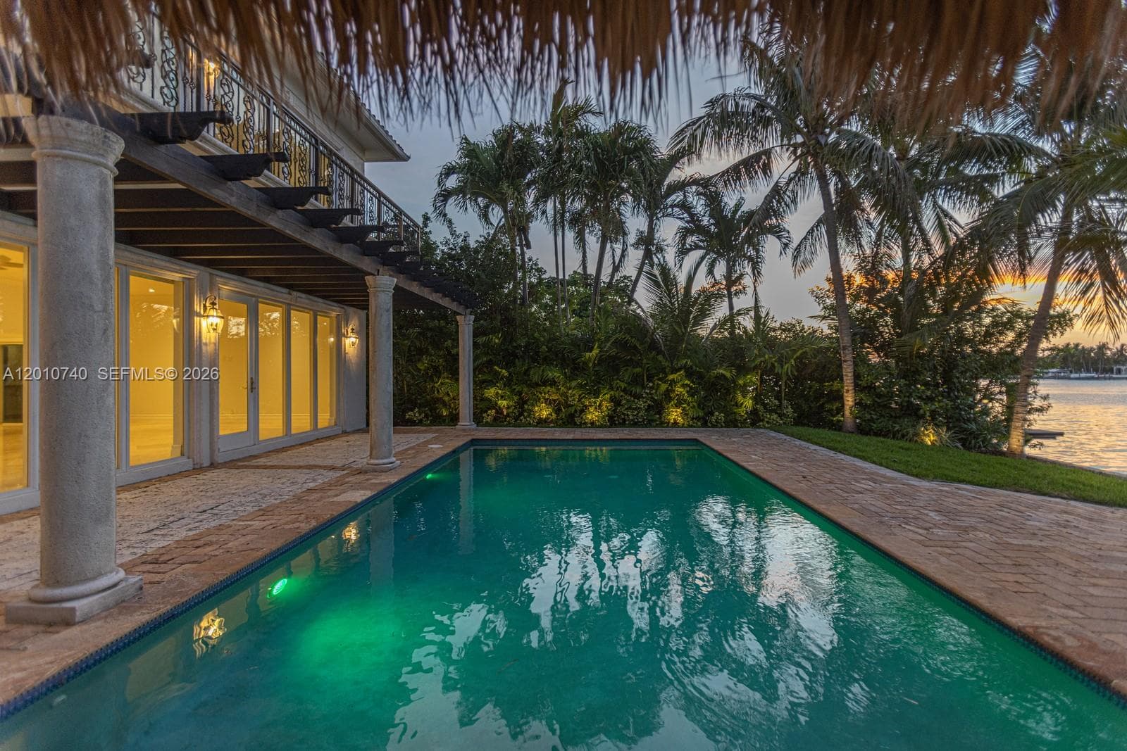 425 N Shore Dr, Miami Beach FL 33141 — 31