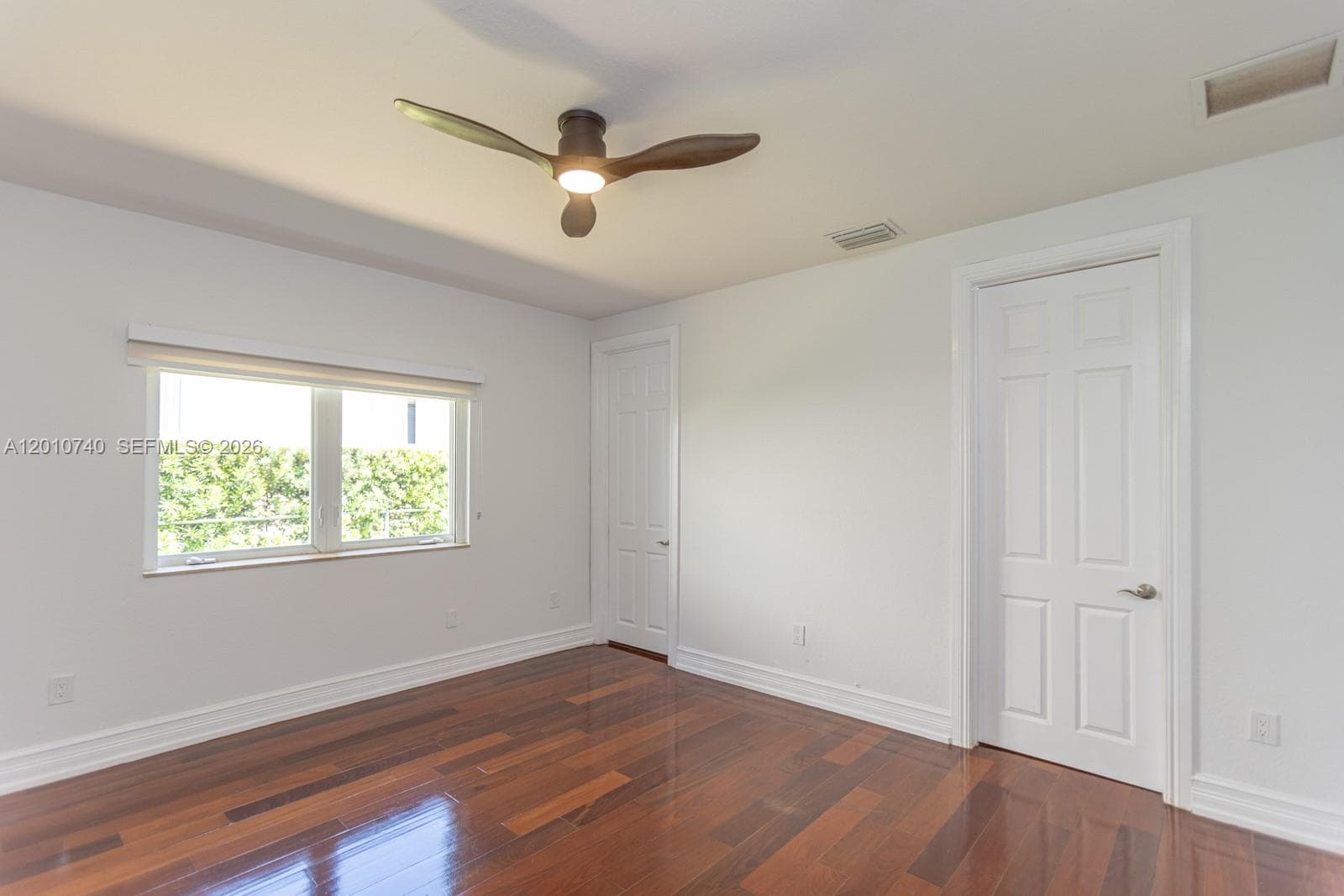 425 N Shore Dr, Miami Beach FL 33141 — 21