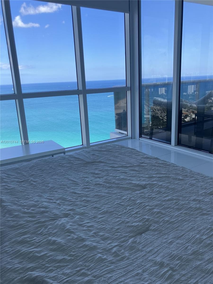 18201 Collins Ave # 3708, Sunny Isles Beach FL 33160 — 16