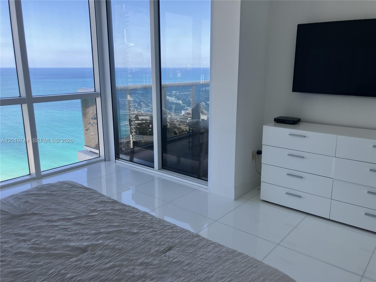 18201 Collins Ave # 3708, Sunny Isles Beach FL 33160 — 20