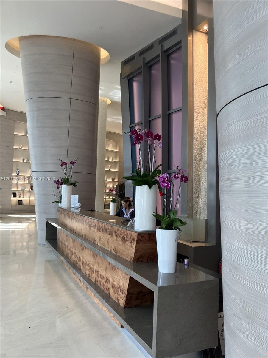 18201 Collins Ave # 3708, Sunny Isles Beach FL 33160 — 30