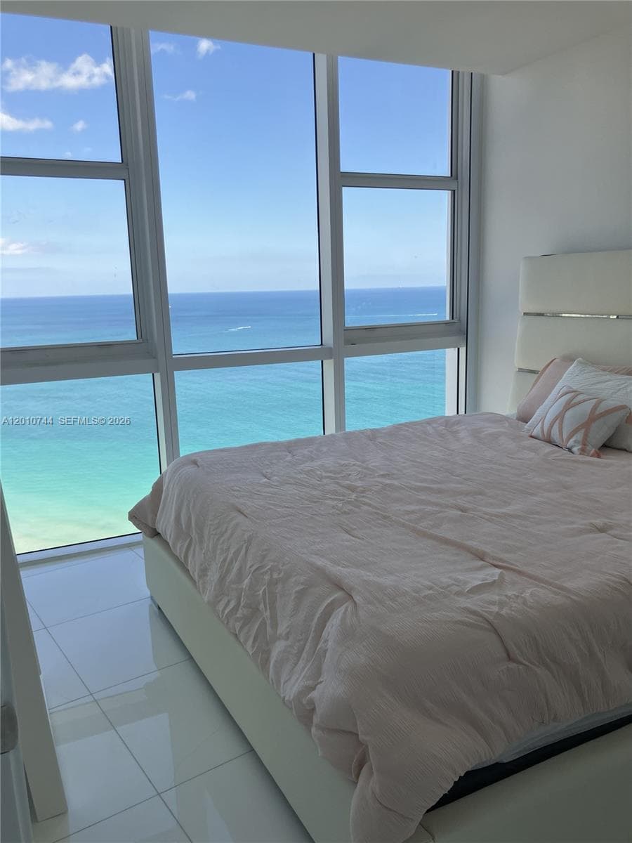 18201 Collins Ave # 3708, Sunny Isles Beach FL 33160 — 15