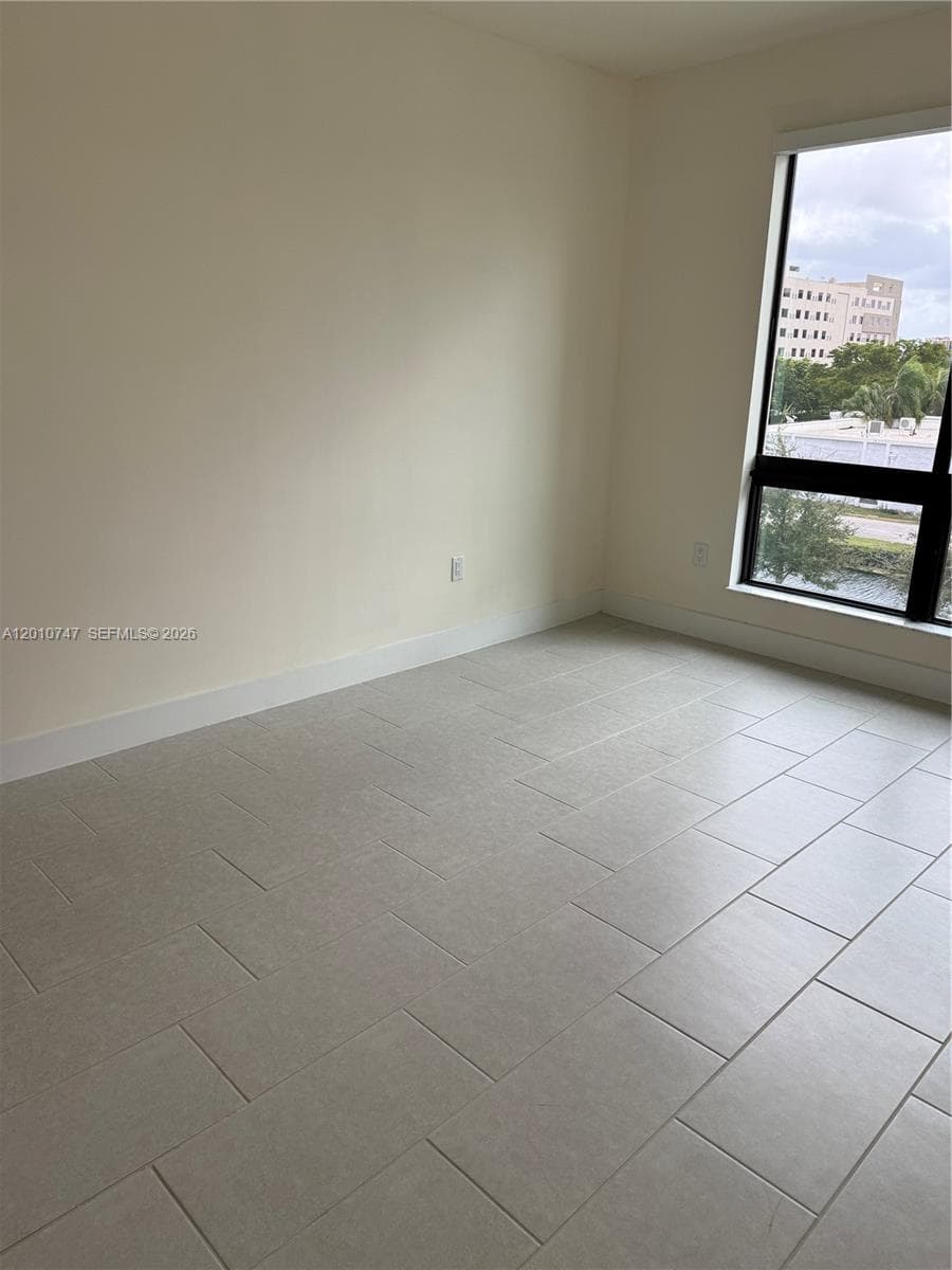 8167 NW 41st St # 308, Doral FL 33166 — 22