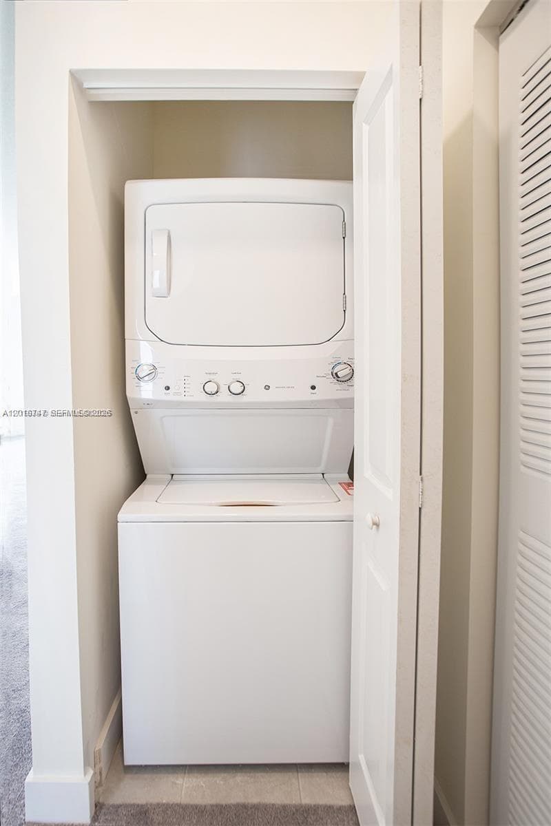 8167 NW 41st St # 308, Doral FL 33166 — 14