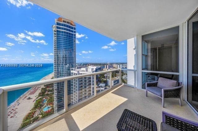 18101 Collins Ave # 4702, Sunny Isles Beach FL 33160 — 2
