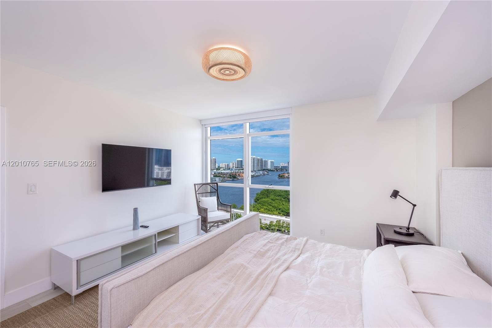 400 Sunny Isles Blvd # 1518, Sunny Isles Beach FL 33160 — 16