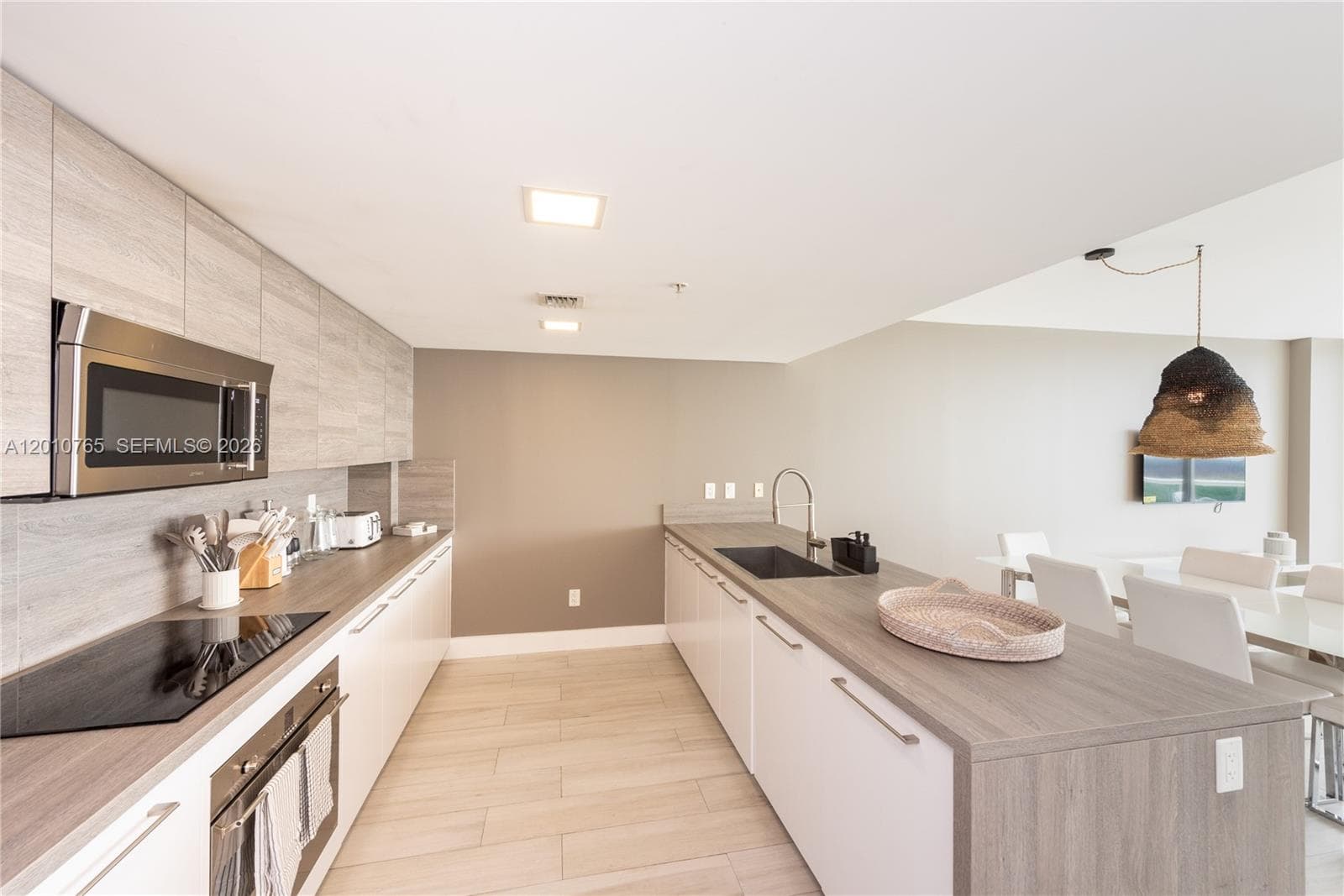 400 Sunny Isles Blvd # 1518, Sunny Isles Beach FL 33160 — 12