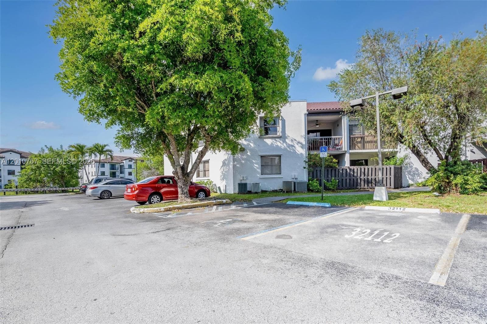9431 Fontainebleau Blvd # 112, Miami FL 33172 — 43
