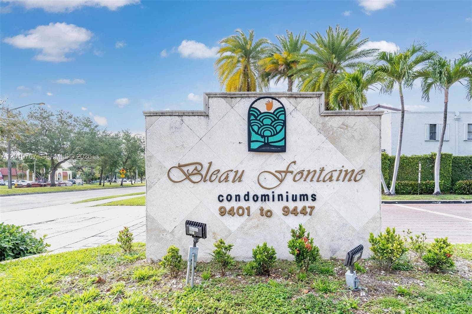 9431 Fontainebleau Blvd # 112, Miami FL 33172 — 1